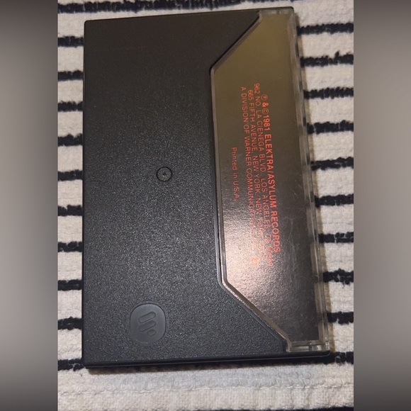 1981 QUEEN Greatest Hits Cassette Tape - Picture 2 of 4